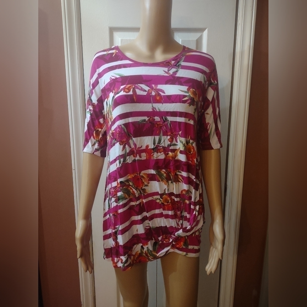 Cato women's size small pink and white striped floral tunic blouse shirt top